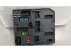 CAJA RELES / FUSIBLES 284B67108R 
