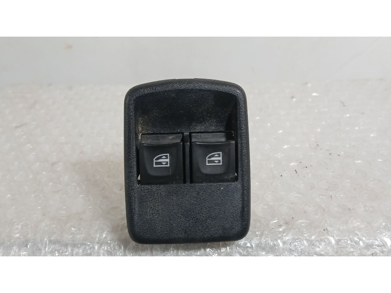 Recambio de mando elevalunas delantero izquierdo para dacia sandero ii (b8_) 1.0 sce 75 (b8jc, b8jd) referencia OEM IAM 25411258
