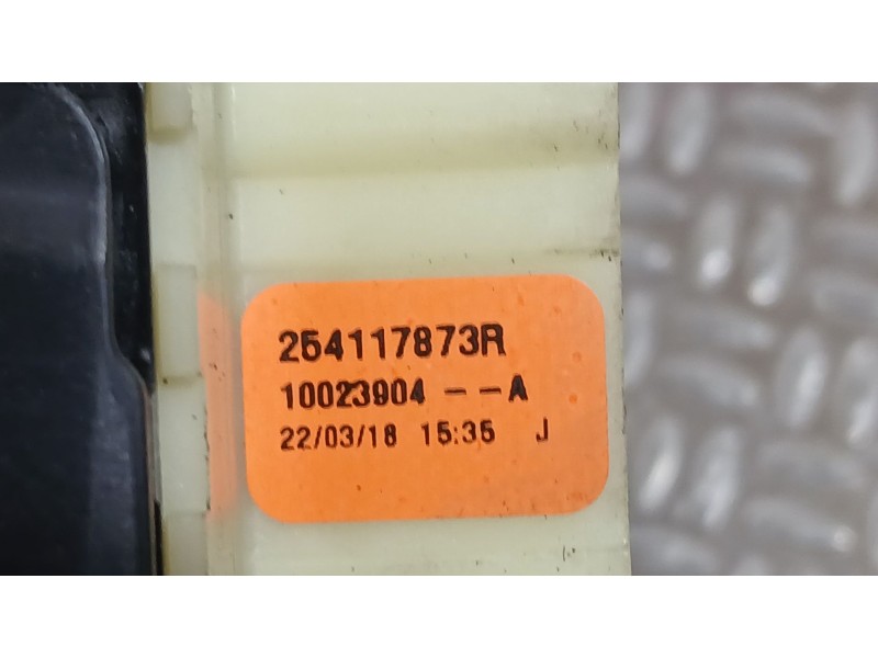 Recambio de mando elevalunas delantero izquierdo para dacia sandero ii (b8_) 1.0 sce 75 (b8jc, b8jd) referencia OEM IAM 25411258
