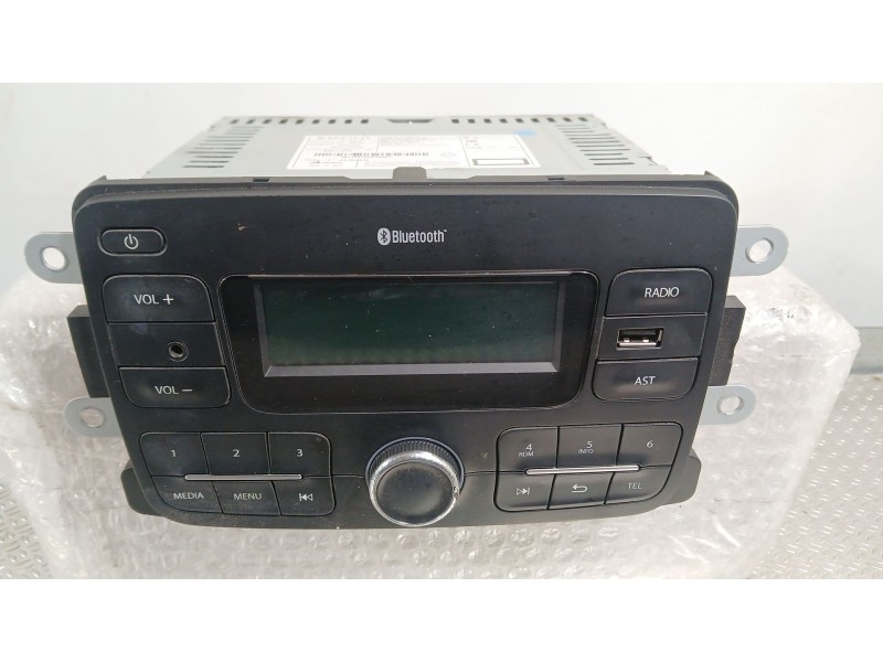 Recambio de sistema audio / radio para dacia sandero ii (b8_) 1.0 sce 75 (b8jc, b8jd) referencia OEM IAM   
