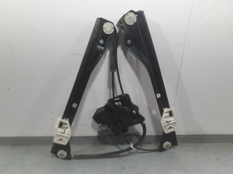 Recambio de elevalunas delantero izquierdo para skoda fabia iii (nj3) 1.0 tsi referencia OEM IAM 2Q2959881C 6V0837039 