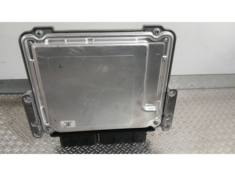 Recambio de centralita motor uce para ds ds 7 crossback (j4_, jr_, jc_) 1.5 bluehdi 130 (jcyhzj, jcyhzr) referencia OEM IAM 1693