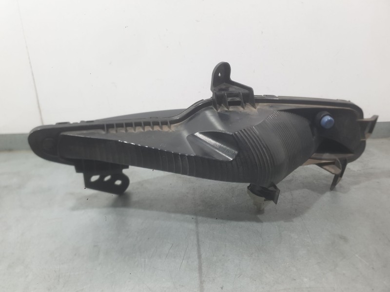 Recambio de piloto delantero derecho para renault megane iv hatchback (b9a/m/n_) 1.2 tce 130 (b9mr) referencia OEM IAM 261306376