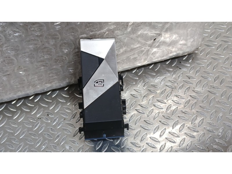 Recambio de mando elevalunas delantero derecho para ds ds 7 crossback (j4_, jr_, jc_) 1.5 bluehdi 130 (jcyhzj, jcyhzr) referenci