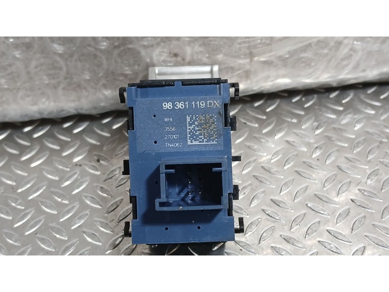 Recambio de mando elevalunas delantero derecho para ds ds 7 crossback (j4_, jr_, jc_) 1.5 bluehdi 130 (jcyhzj, jcyhzr) referenci