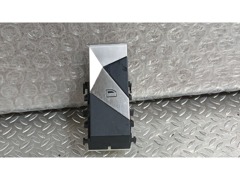 Recambio de mando elevalunas delantero izquierdo para ds ds 7 crossback (j4_, jr_, jc_) 1.5 bluehdi 130 (jcyhzj, jcyhzr) referen