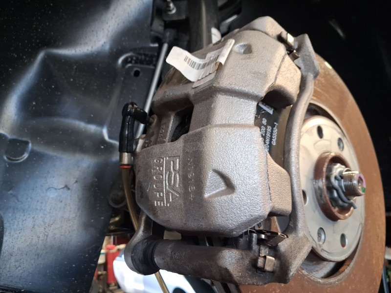 Recambio de pinza freno delantera izquierda para fiat 600 (364) 1.2 t hybrid referencia OEM IAM 1681371380  