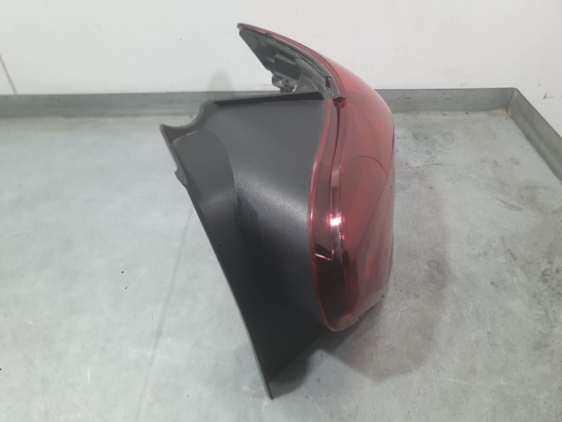 Recambio de piloto trasero derecho para dacia sandero iii 1.0 tce 90 referencia OEM IAM 265503830R  