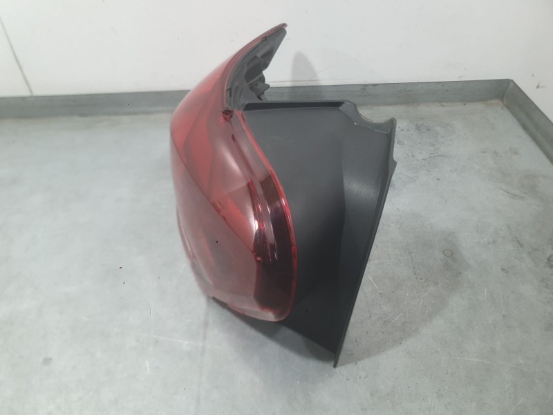 Recambio de piloto trasero izquierdo para dacia sandero iii 1.0 tce 90 referencia OEM IAM 265555265R  