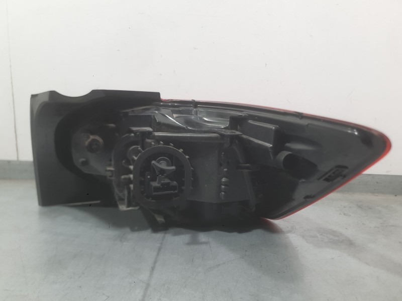 Recambio de piloto trasero izquierdo para dacia sandero iii 1.0 tce 90 referencia OEM IAM 265555265R  