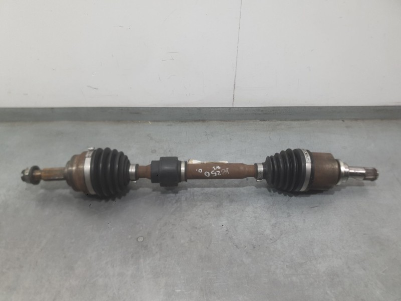 Recambio de transmision delantera izquierda para dacia sandero iii 1.0 tce 90 referencia OEM IAM 391011411R  