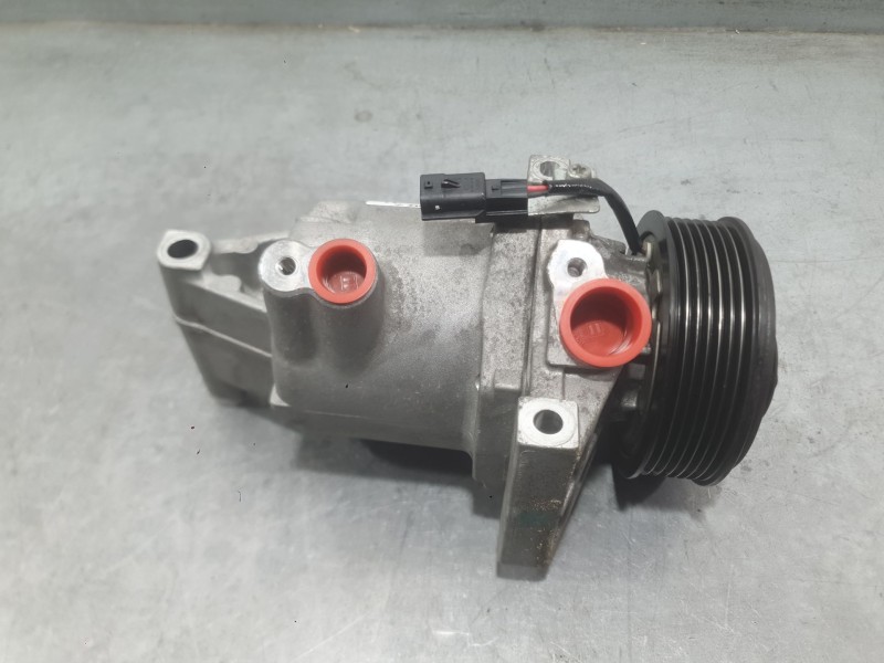 Recambio de compresor aire acondicionado para dacia sandero iii 1.0 tce 90 referencia OEM IAM 926008469R  