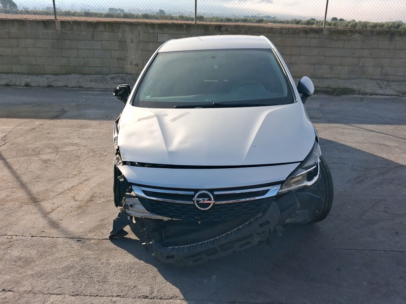 opel astra k (b16) del año 2016