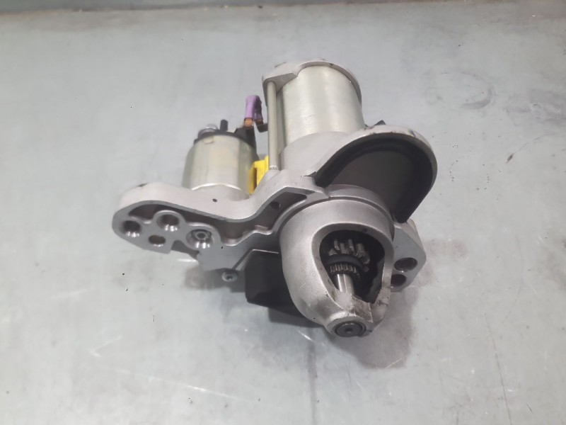 Recambio de motor arranque para dacia sandero iii 1.0 tce 90 eco-g referencia OEM IAM 233008820R  