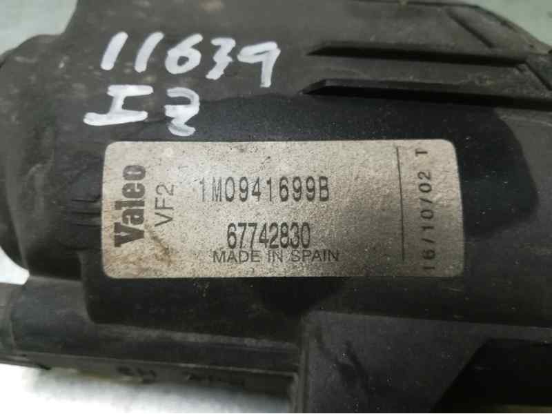 Recambio de faro antiniebla izquierdo para seat leon (1m1) sport f.r. 4x4 referencia OEM IAM 1M0941699B VALEO SUCIO POR DENTRO