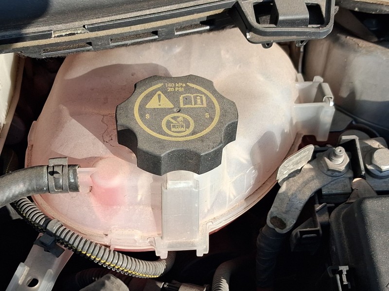 Recambio de deposito expansion para opel astra k (b16) 1.6 cdti (68) referencia OEM IAM 13459964  