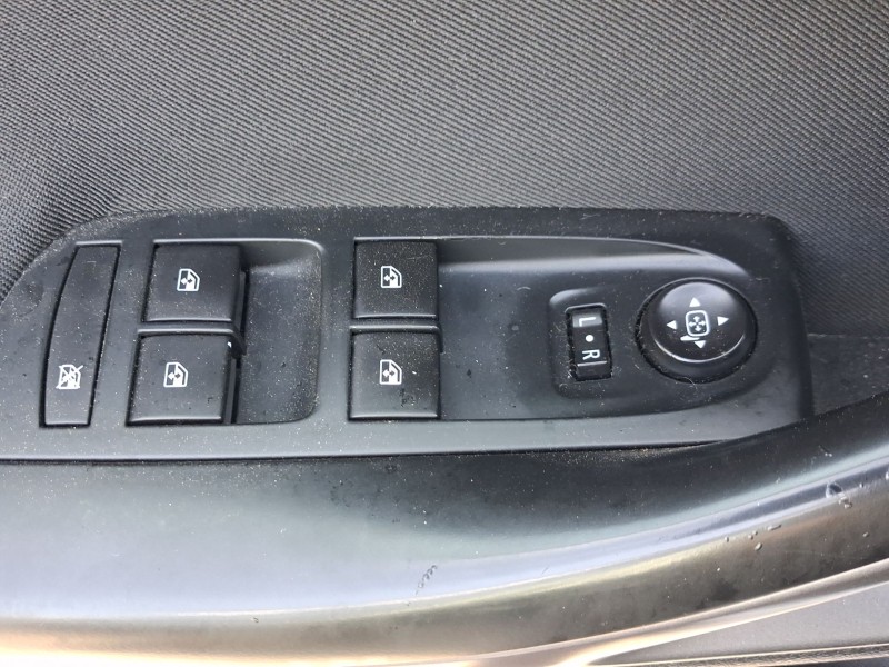 Recambio de mando elevalunas delantero izquierdo para opel astra k (b16) 1.6 cdti (68) referencia OEM IAM 13408458 C/MANDO RETRO