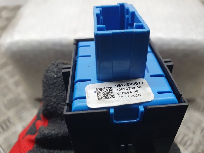 Recambio de palanca freno para peugeot 2008 (p1) gt line referencia OEM IAM 9810593577 1052029800 ELECTRICA