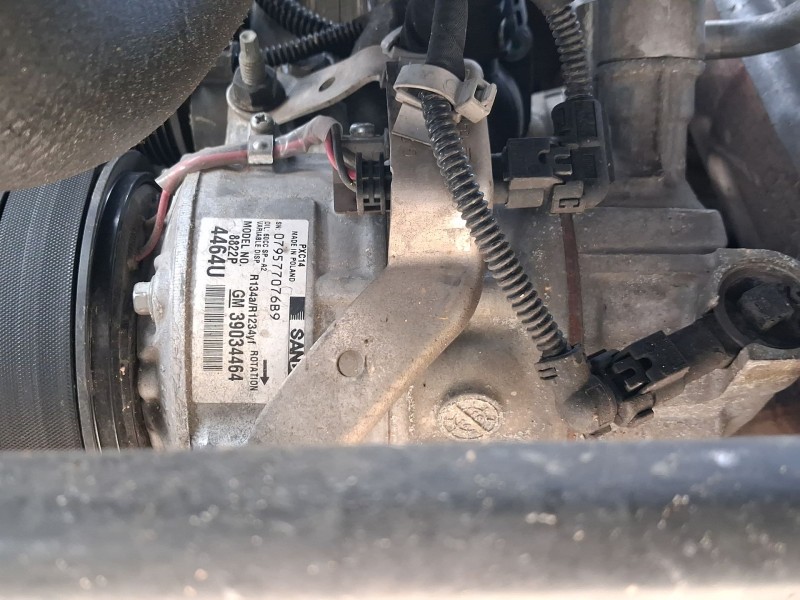 Recambio de compresor aire acondicionado para opel astra k (b16) 1.6 cdti (68) referencia OEM IAM 39157291 95529061 