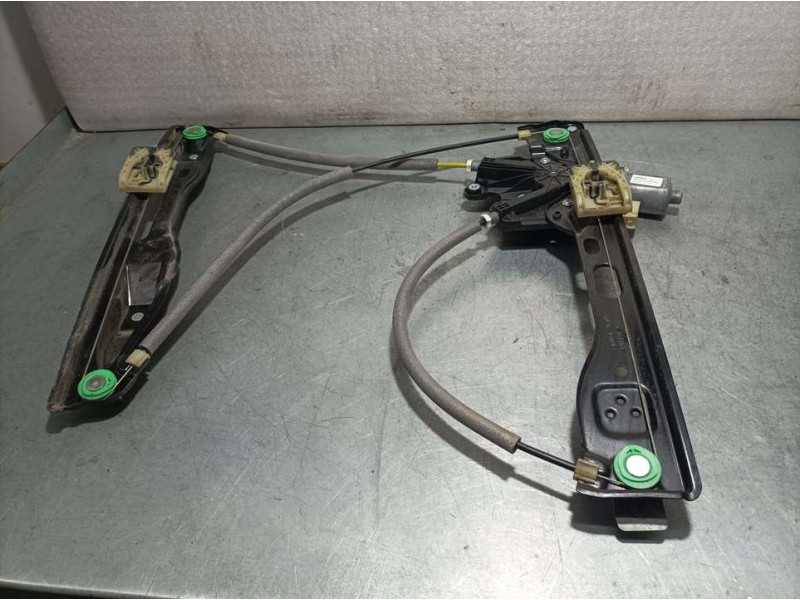 Recambio de elevalunas delantero derecho para ford mondeo turn. titanium referencia OEM IAM C04390101  ELECTRICO 6 PINS