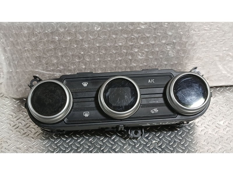 Recambio de mando climatizador para dacia sandero iii 1.0 tce 90 eco-g referencia OEM IAM   