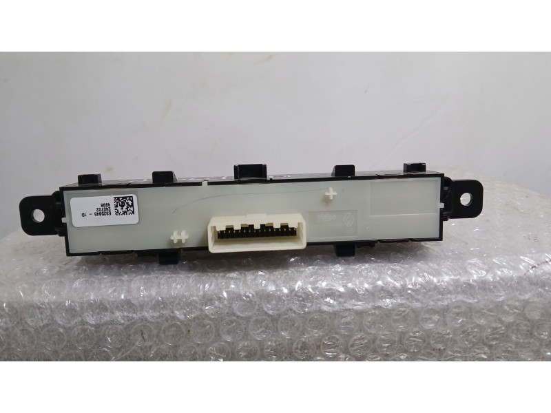 Recambio de mando multifuncion para dacia sandero iii 1.0 tce 90 eco-g referencia OEM IAM   