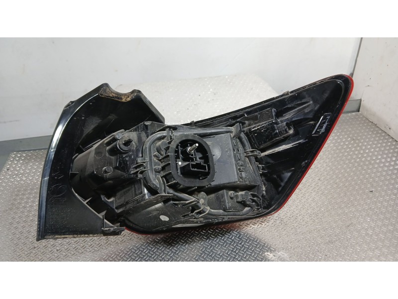 Recambio de piloto trasero izquierdo para dacia sandero iii 1.0 tce 90 eco-g referencia OEM IAM   