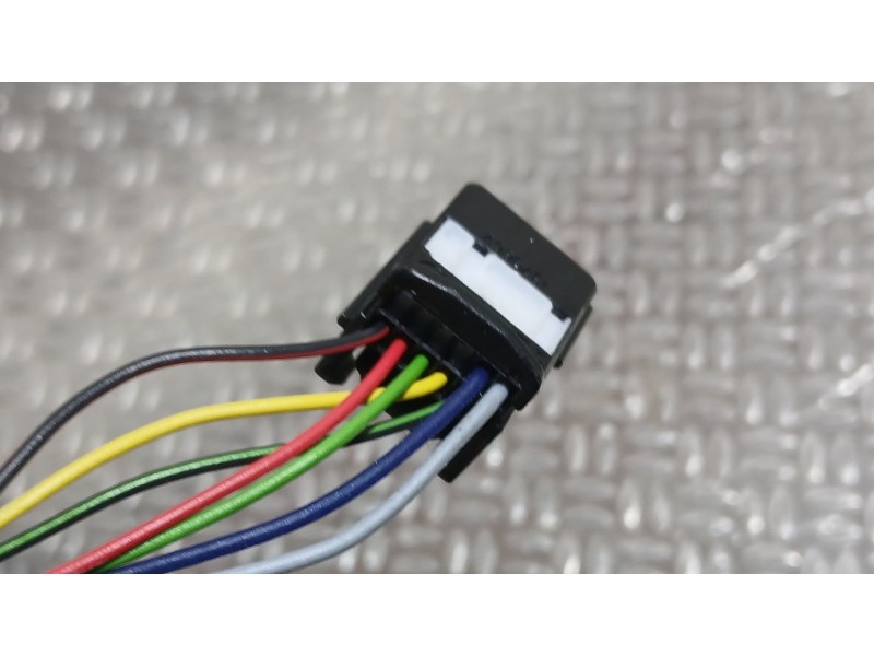 Recambio de retrovisor izquierdo para dacia sandero iii 1.0 tce 90 eco-g referencia OEM IAM  ELÉCTRICO 