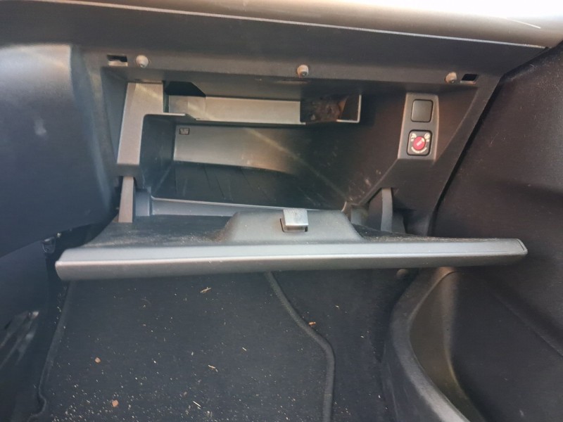 Recambio de guantera para citroën c-elysee (dd_) 1.6 bluehdi 100 referencia OEM IAM 96743930ZD  