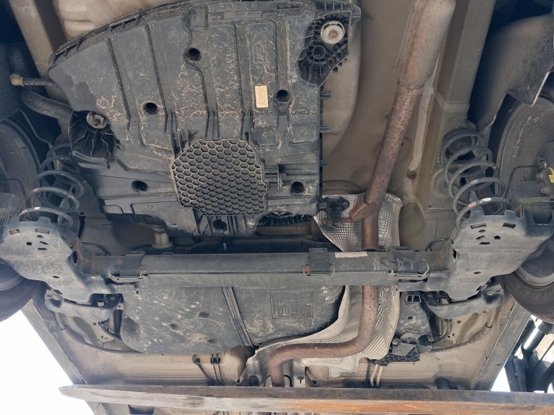 Recambio de puente trasero para citroën c-elysee (dd_) 1.6 bluehdi 100 referencia OEM IAM 1608396680 TAMBOR C/ABS 4 TORNILLOS 