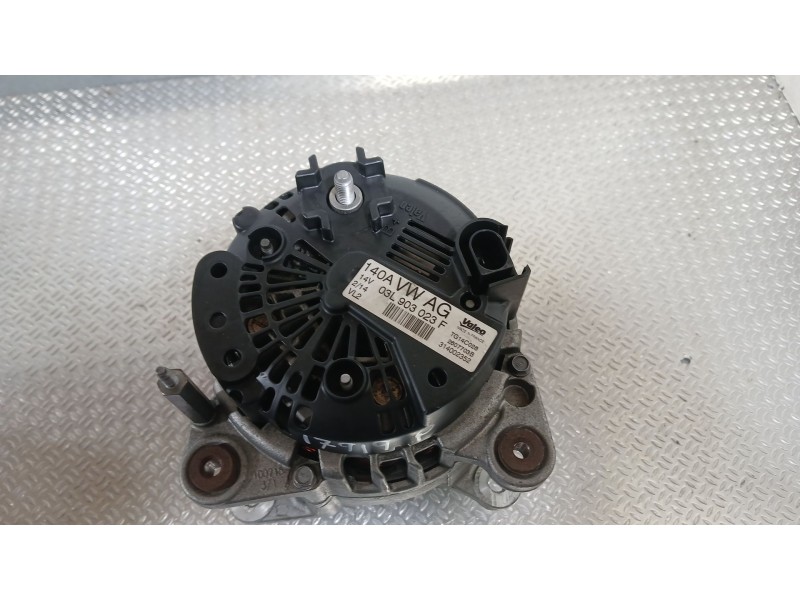 Recambio de alternador para volkswagen polo v (6r1, 6c1) 1.6 tdi referencia OEM IAM 06F903023F  