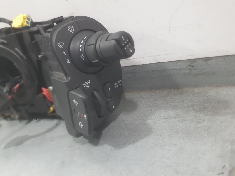 Recambio de mando luces y limpia para renault kangoo express (fw0/1_) 1.5 dci 90 (fw0g, fw05, fw08, fw11) referencia OEM IAM 255