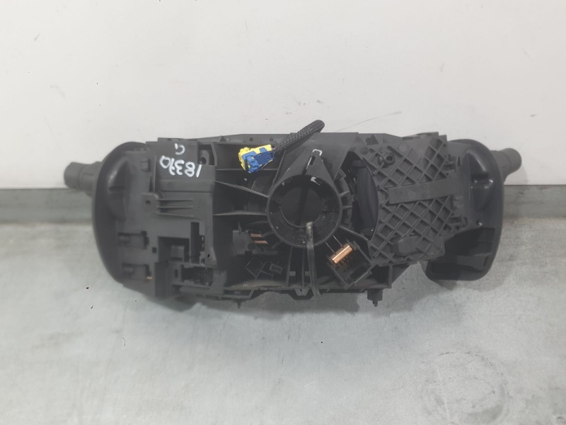 Recambio de mando luces y limpia para renault kangoo express (fw0/1_) 1.5 dci 90 (fw0g, fw05, fw08, fw11) referencia OEM IAM 255