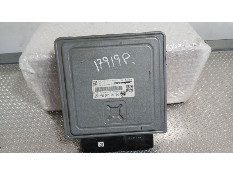 Recambio de centralita motor uce para volkswagen polo v (6r1, 6c1) 1.6 tdi referencia OEM IAM 03L906023MA  