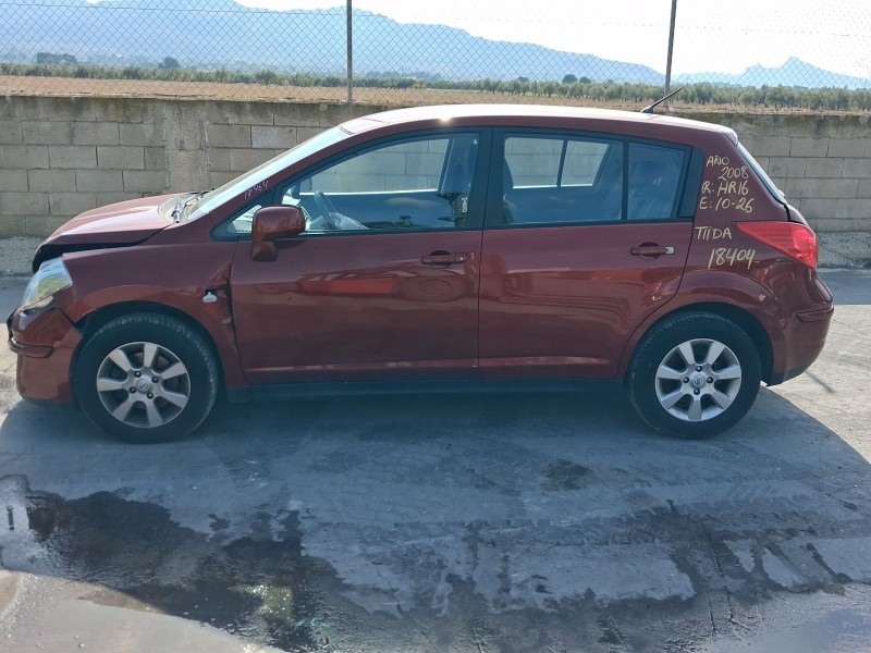 nissan tiida hatchback (c11) del año 2008