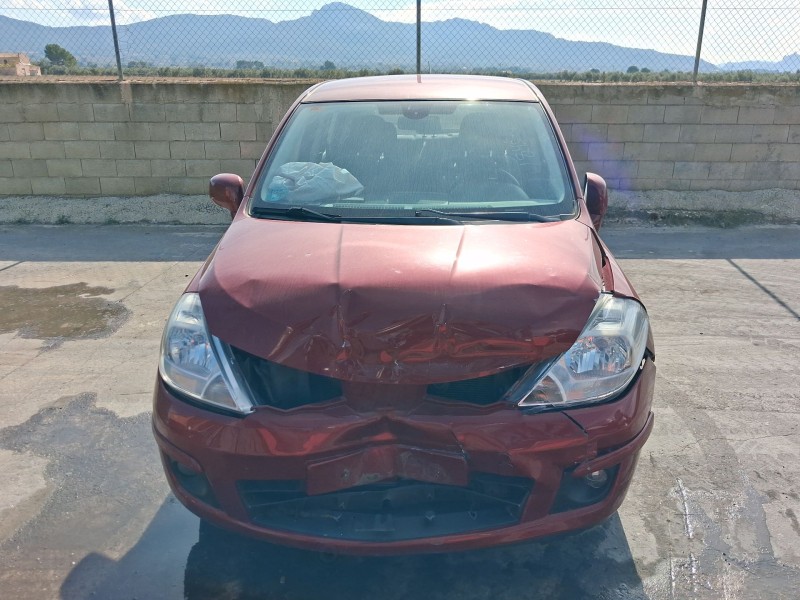 nissan tiida hatchback (c11) del año 2008