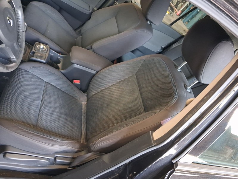 Recambio de asiento delantero izquierdo para renault koleos i (hy_) 2.0 dci 4x4 (hy0k) referencia OEM IAM   
