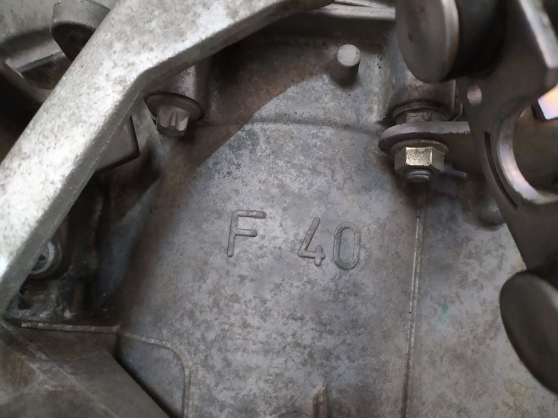 Recambio de caja cambios para saab 9-3 sport sedán linear sport referencia OEM IAM 55560474 R10043343F5 6VELOCIDADES