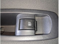 Recambio de mando elevalunas trasero izquierdo para renault koleos i (hy_) 2.0 dci 4x4 (hy0k) referencia OEM IAM 25411JY00B  