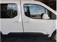PUERTA DELANTERA DERECHA 9843488780 