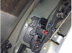 Recambio de cerradura puerta trasera derecha para opel meriva b monospace (s10) 1.6 cdti (75) referencia OEM IAM 13432377  