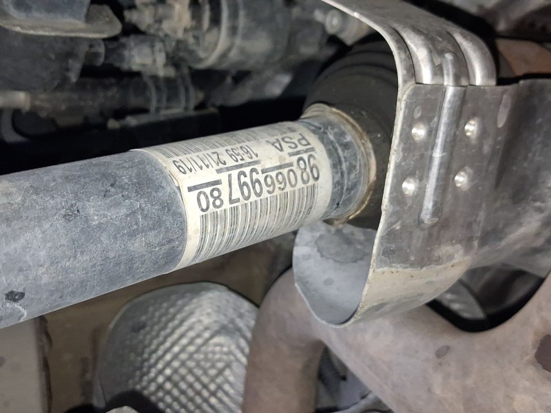 Recambio de transmision delantera derecha para peugeot rifter 1.5 bluehdi 100 referencia OEM IAM 9806699780 1610205680 