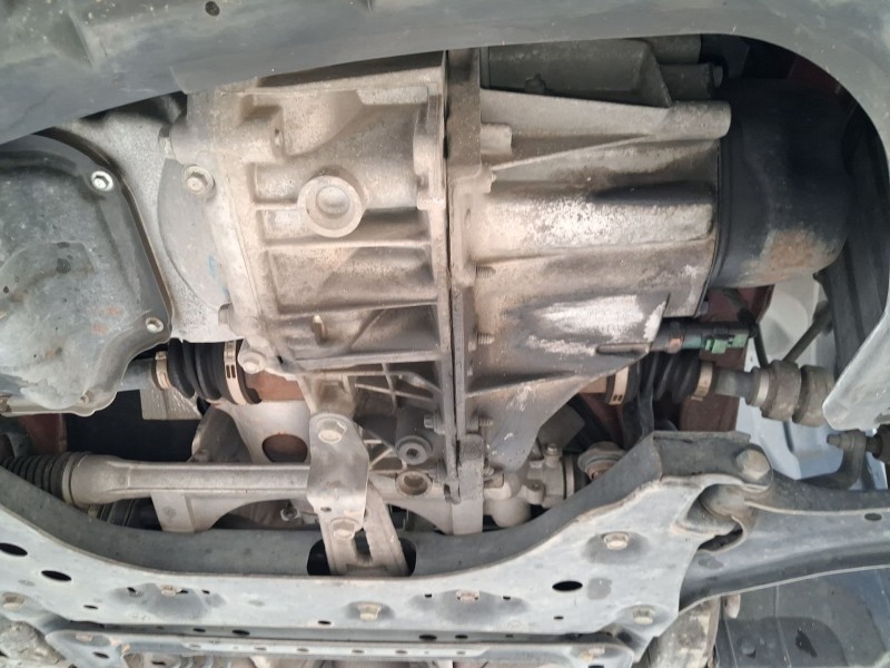 Recambio de caja cambios para nissan tiida hatchback (c11) 1.6 referencia OEM IAM JH3164 3201001Q5C 