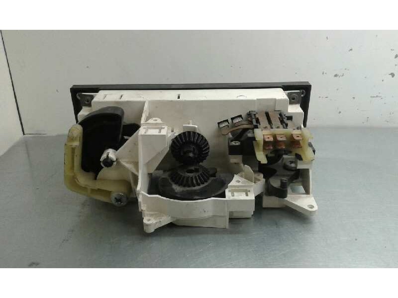 Recambio de mando calefaccion / aire acondicionado para audi 80/90 (811/813/853) referencia OEM IAM   