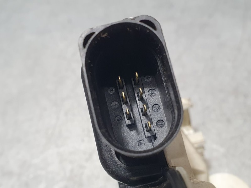 Recambio de cerradura puerta delantera izquierda para volkswagen passat cc (357) básico referencia OEM IAM 5N1837015C  7 PINES