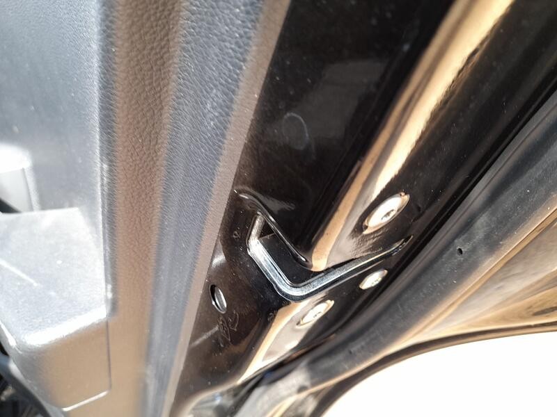 Recambio de cerradura puerta trasera derecha para kia stonic (yb) 1.2 cvvt referencia OEM IAM   