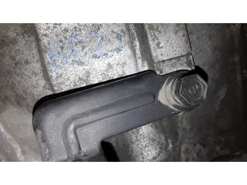 Recambio de caja cambios para hyundai ix35 (lm, el, elh) 1.6 referencia OEM IAM 4300026390 6VELOCIDADES 4300026390