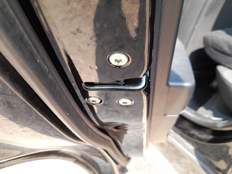 Recambio de cerradura puerta trasera izquierda para kia stonic (yb) 1.2 cvvt referencia OEM IAM   