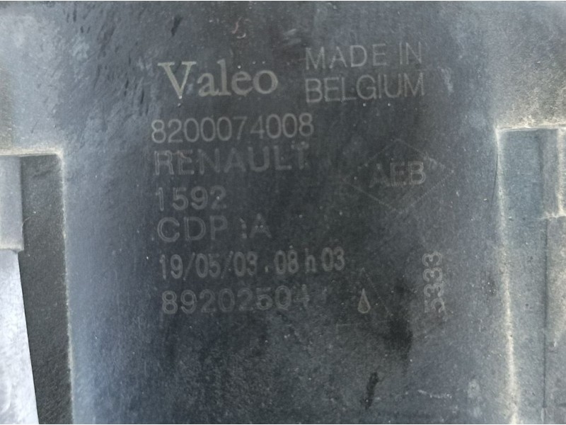 Recambio de faro antiniebla izquierdo para renault scenic ii authentique referencia OEM IAM 8200074008 89202504 VALEO