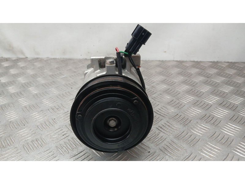 Recambio de compresor aire acondicionado para kia stonic (yb) 1.2 cvvt referencia OEM IAM 97701H8100 DOOWAN DVE12N